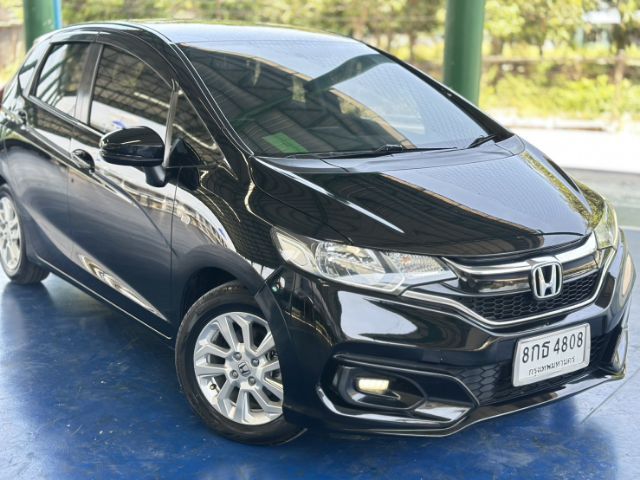 รถ Honda Jazz 1.5 V i-VTEC สี ดำ