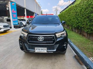  TOYOTA Hilux REVO 2.4 Rocco D-C AUTO สีดำ ปี 2019 สภาพดี ไมล์น้อย