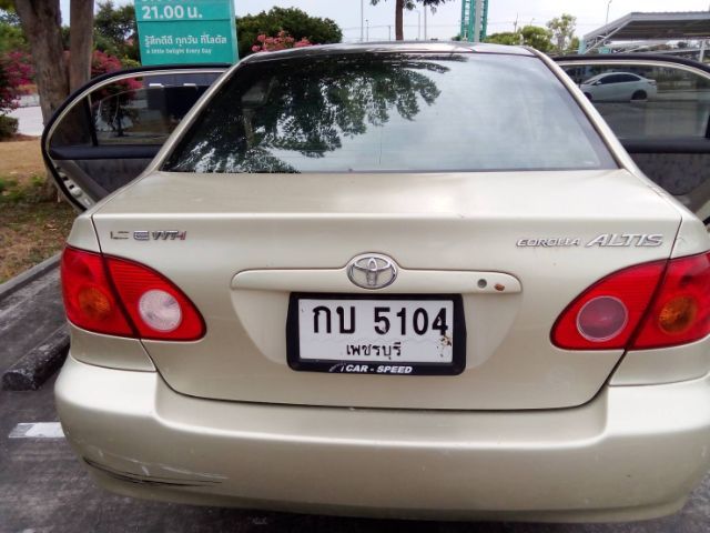 รถ Toyota Corolla 1.6 สี บรอนซ์ทอง
