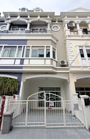 ให้เช่าทาวน์โฮม 3 ชั้นครึ่ง ยูโร โนวา อ่อนนุช-สุวรรณภูมิ ใหม่แกะกล่อง เฟอร์ครบพร้อมอยู่ ทำเลดีสุดๆ