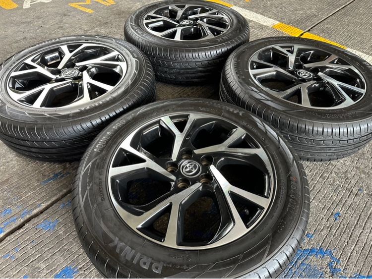 Toyota CH-R. ขอบ 17 นิ้ว Top Sakura 🔥 รูปที่ 3