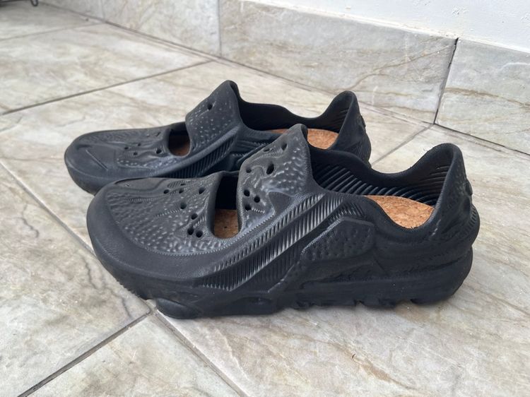 Nike ISPA Universal