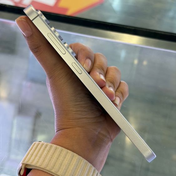 Samsung S24 FE สีฟ้า เครื่องศูนย์ สภาพสวยมากๆ จอ6.7นิ้ว แรม8รอม128 กล้อง50ล้าน(3ตัว)🔥🔥 รูปที่ 4