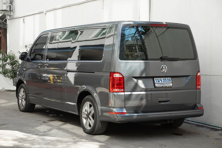 Volkswagen Caravelle 2022 2.0 TDi Van ดีเซล ไม่ติดแก๊ส เกียร์อัตโนมัติ เทา รูปที่ 2