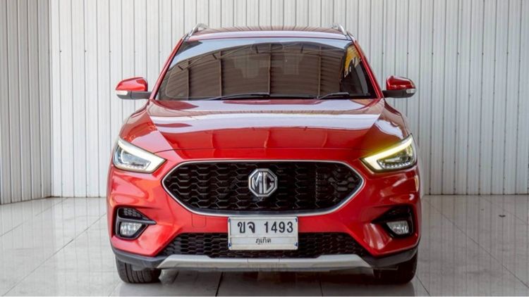 รถ MG ZS 1.5 D+ สี แดง