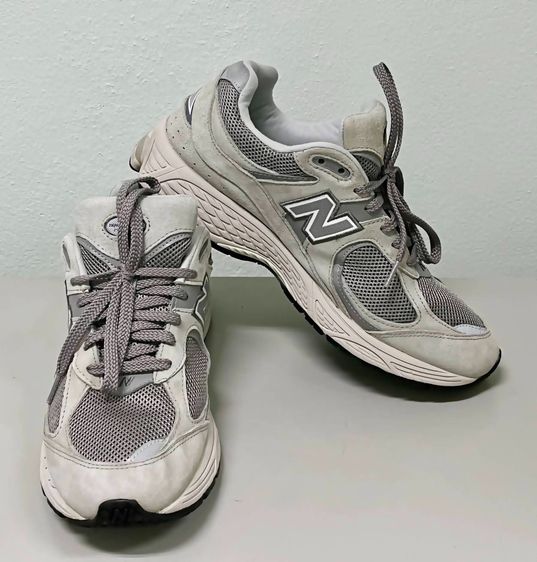 New balance 2002R เบอร์ 43 ยาว 27.5 cm สภาพดี รูปที่ 2