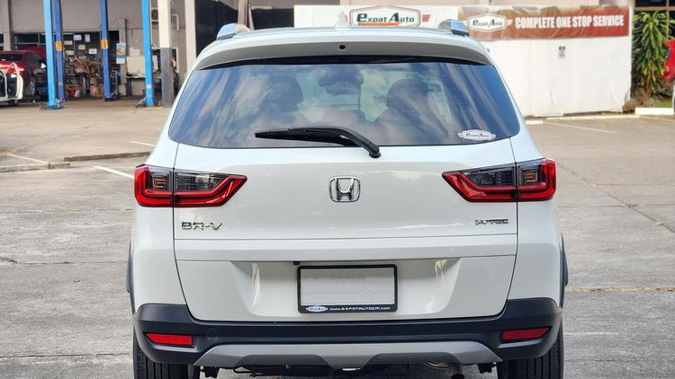 Honda BR-V 2023 1.5 E Utility-car เบนซิน ไม่ติดแก๊ส เกียร์อัตโนมัติ ขาว รูปที่ 4