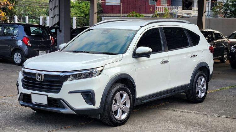 Honda BR-V 2023 1.5 E Utility-car เบนซิน ไม่ติดแก๊ส เกียร์อัตโนมัติ ขาว
