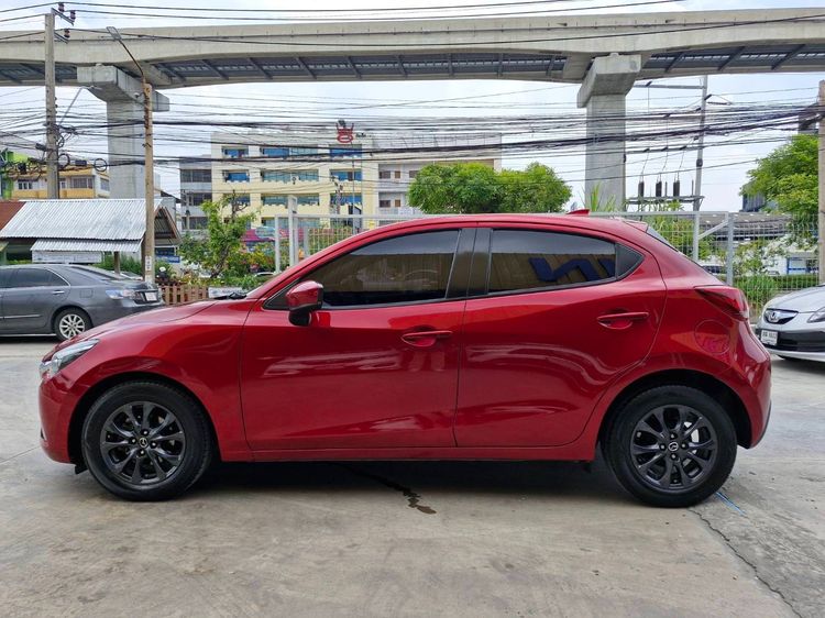 Mazda Mazda 2 2018 1.3 High Connect Sedan เบนซิน ไม่ติดแก๊ส เกียร์อัตโนมัติ แดง รูปที่ 4