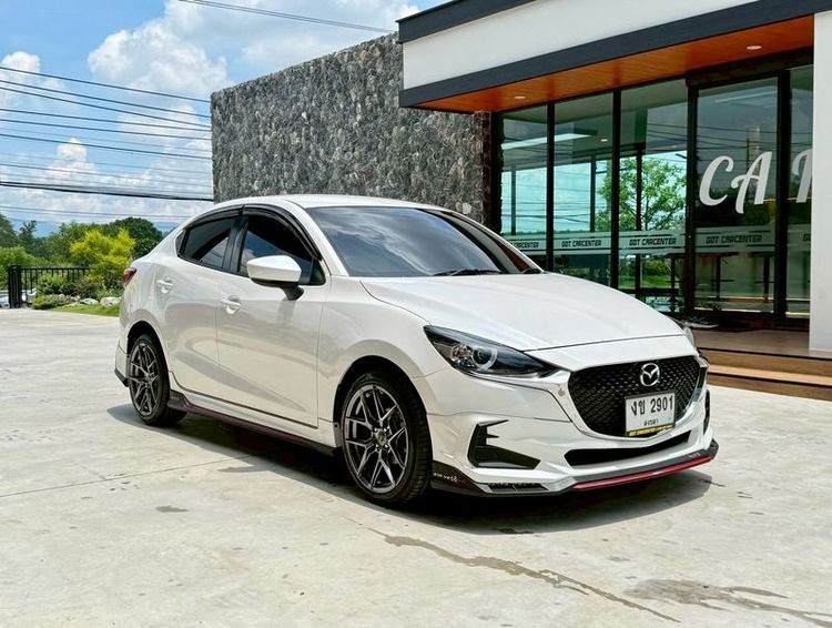 Mazda Mazda 2 2020 1.3 Skyactiv-G E Sedan Sedan เบนซิน ไม่ติดแก๊ส เกียร์อัตโนมัติ ขาว รูปที่ 3