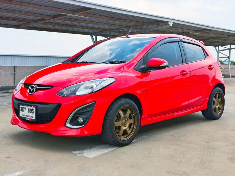 รถ Mazda Mazda 2 1.5 Groove สี แดง