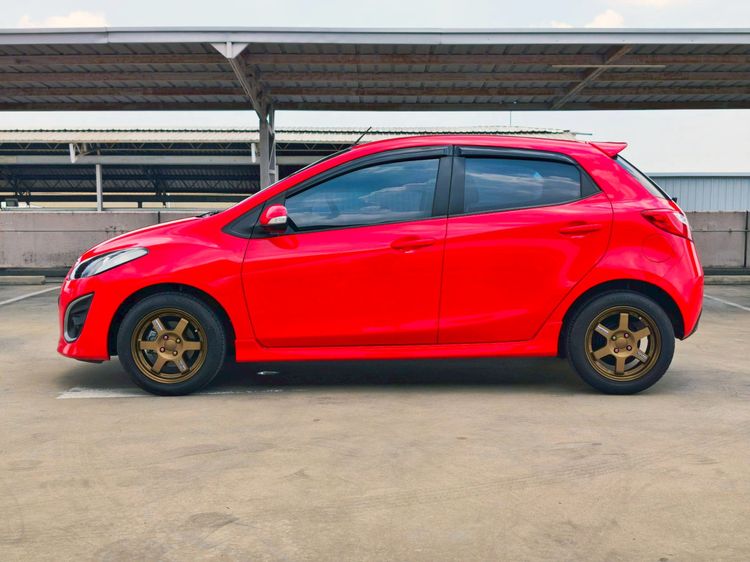 Mazda Mazda 2 2014 1.5 Groove Sedan เบนซิน ไม่ติดแก๊ส เกียร์อัตโนมัติ แดง รูปที่ 4