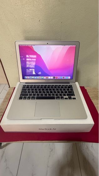 Apple 4 กิกะไบต์ macbook air 13 นิ้ว ปี 2015