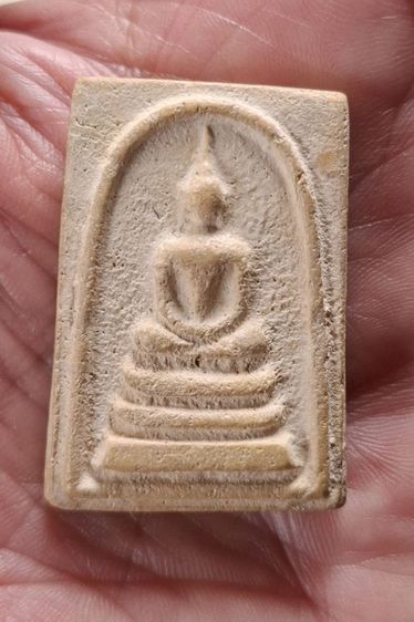 พระสมเด็จเนื้อผงเก่า ไม่ทราบที่ครับ 