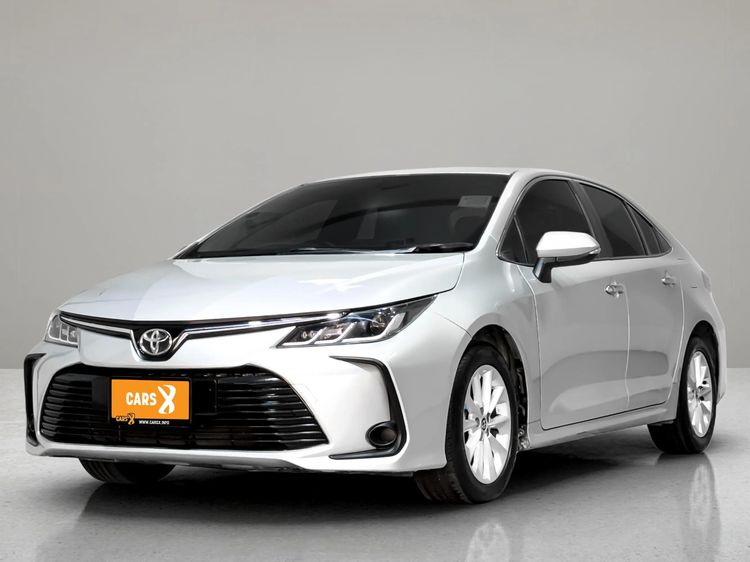 รถ Toyota Altis 1.6 G สี บรอนซ์เงิน