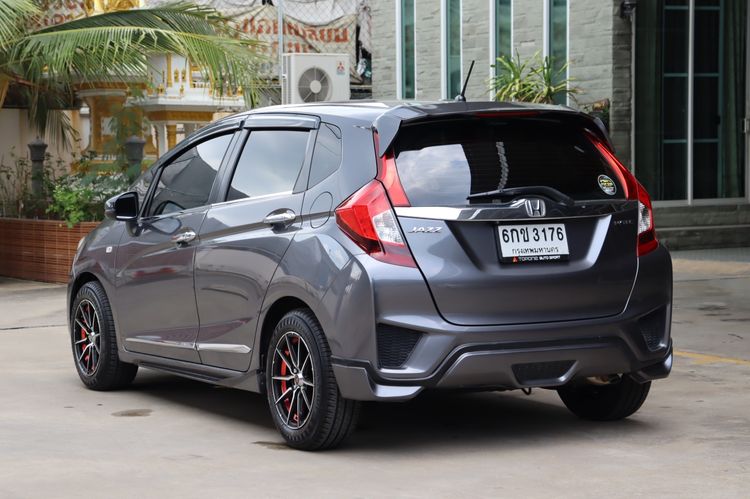 Honda Jazz 2017 1.5 V+ Sedan เบนซิน ไม่ติดแก๊ส เกียร์อัตโนมัติ เทา รูปที่ 4