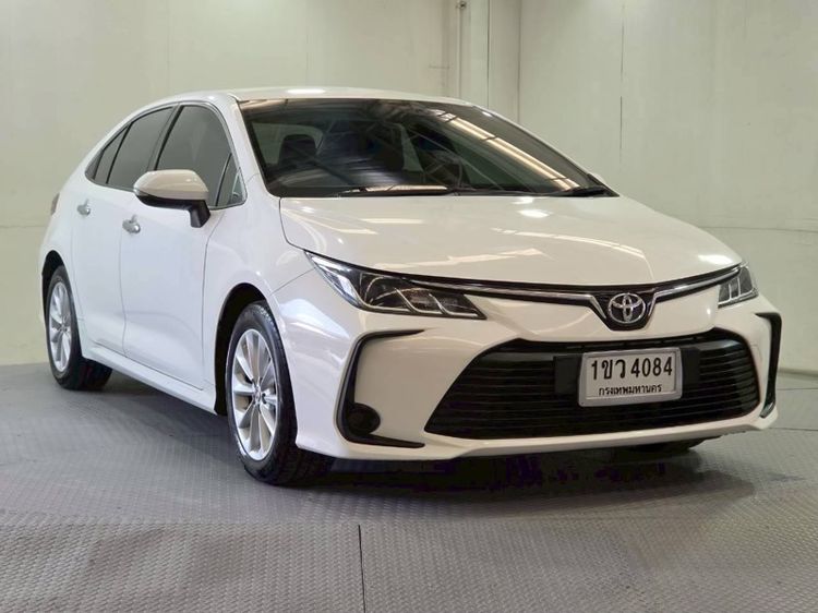 Toyota Altis 2021 1.6 G เบนซิน เกียร์อัตโนมัติ ขาว