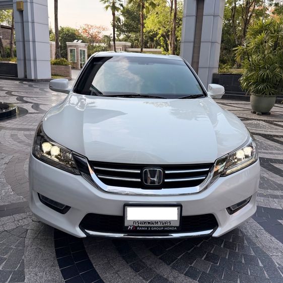 Honda Accord 2.4 Tech 2013 รุ่น TOP เจ้าของขับเองมือเดียว ดูแลดี