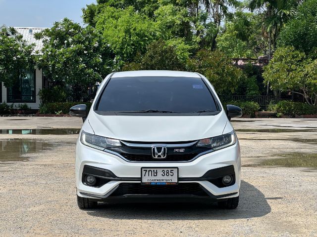 Honda Jazz 2018 1.5 RS i-VTEC Sedan เบนซิน ไม่ติดแก๊ส เกียร์อัตโนมัติ ขาว รูปที่ 2