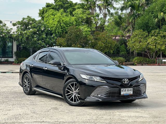 รถ Toyota Camry 2.0 G สี ดำ