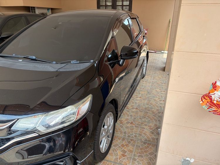 รถ Honda Jazz 1.5 V+ สี ดำ