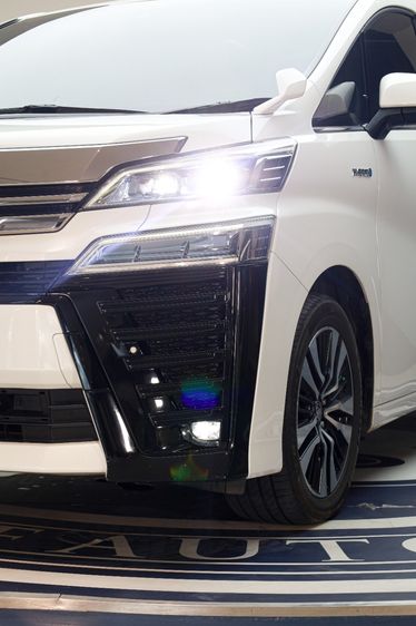 Toyota Vellfire 2021 2.5 HV X 4WD Utility-car ไฮบริด ไม่ติดแก๊ส เกียร์อัตโนมัติ ขาว รูปที่ 4