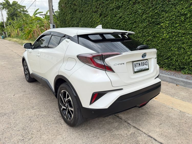 Toyota C-HR 2019 1.8 HV Hi Utility-car ไฮบริด ไม่ติดแก๊ส เกียร์อัตโนมัติ ขาว รูปที่ 4