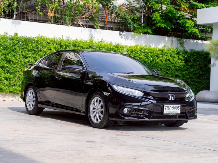รถ Honda Civic 1.8 E i-VTEC สี ดำ