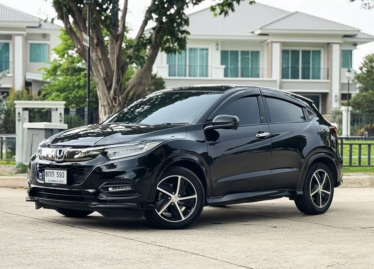รถ Honda HR-V 1.8 RS สี ดำ