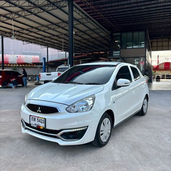 รถ Mitsubishi Mirage 1.2 GLX สี ขาว