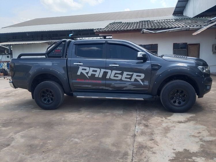 Ford Ranger 2018 2.2 Hi-Rider XLT Pickup ดีเซล เกียร์ธรรมดา ดำ รูปที่ 4