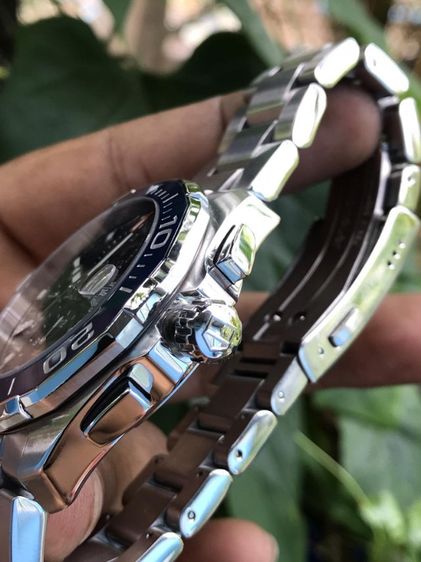 Tag Heuer Aquaracer Calibre16 Chronograph Blue Ceramic CAY211B🇨🇭🇨🇭
  รูปที่ 8