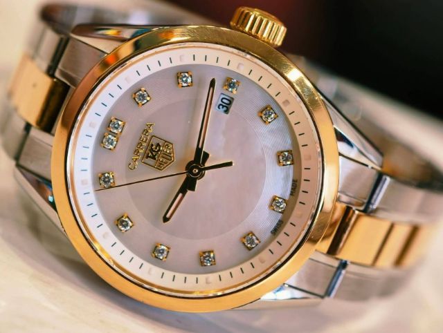 ขาว Tag Heuer Carrera 18K. Gold Lady White Monter Of Pearl Dial WV1450🇨🇭🇨🇭
  