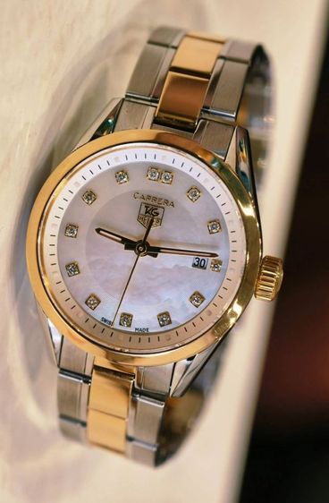 Tag Heuer Carrera 18K. Gold Lady White Monter Of Pearl Dial WV1450🇨🇭🇨🇭
   รูปที่ 3
