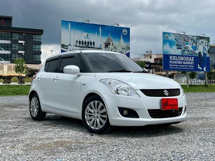 Suzuki Swift 2013 1.2 GLX Sedan เบนซิน ไม่ติดแก๊ส เกียร์อัตโนมัติ ขาว รูปที่ 2