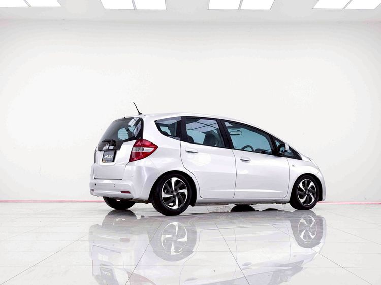 Honda Jazz 2012 1.5 V Sedan เบนซิน ไม่ติดแก๊ส เกียร์อัตโนมัติ เทา รูปที่ 4