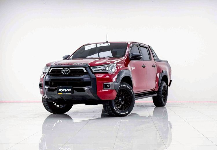 รถ Toyota Hilux Revo 2.4 Prerunner G Rocco สี แดง