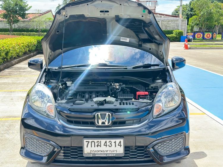 Honda Brio 2018 1.2 V Sedan เบนซิน ไม่ติดแก๊ส เกียร์อัตโนมัติ ดำ รูปที่ 4