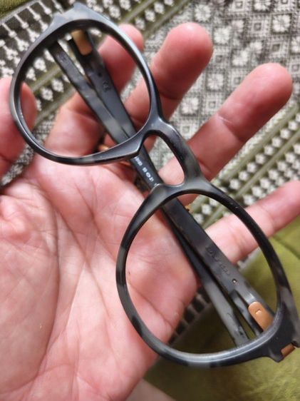 แว่น oakley