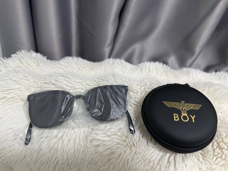 Boy London Sunglasses  รูปที่ 3