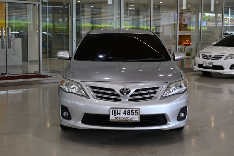 รถ Toyota Altis 1.6 E CNG สี บรอนซ์เงิน