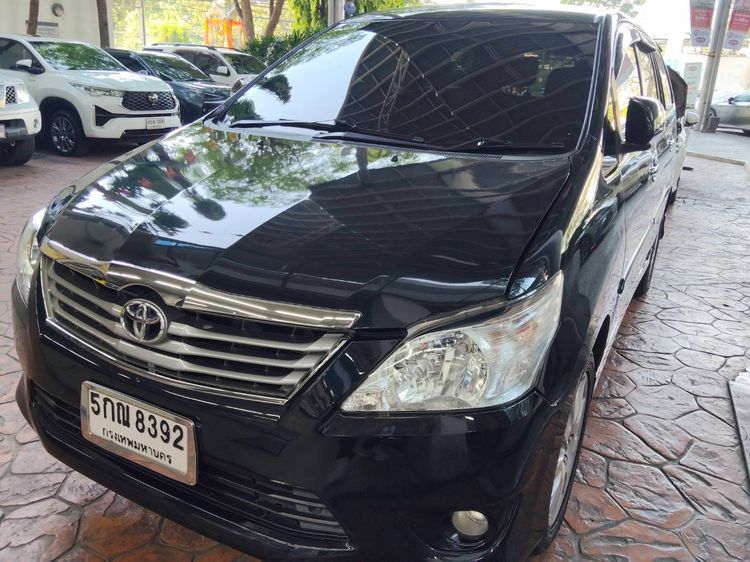 Toyota Innova 2013 2.0 V Utility-car เบนซิน LPG เกียร์อัตโนมัติ ดำ รูปที่ 3