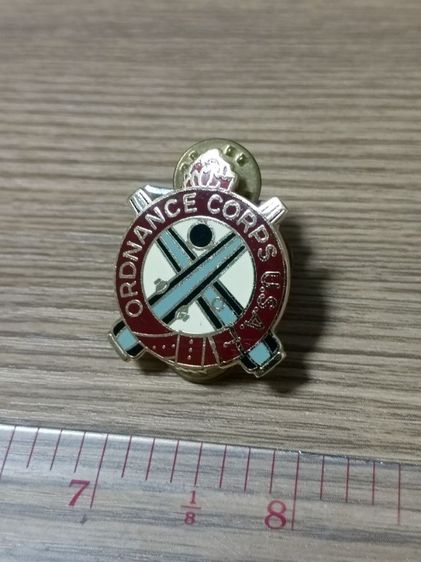 เข็มโลหะติดเสื้อ เหล่าสรรพาวุธ US Army Ordnance Corps
