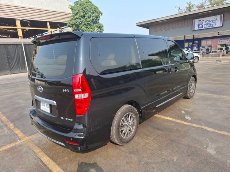 Hyundai H-1  2023 2.5 Elite Van ดีเซล เกียร์อัตโนมัติ ดำ รูปที่ 3