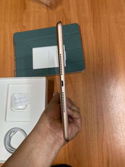 ขาย iPad gen7 wifi ใส่ซิมใช้งาน 4G ได้ สภาพสวย ไม่มีรอย อุปกรณ์ครบกล่อง  รูปที่ 6