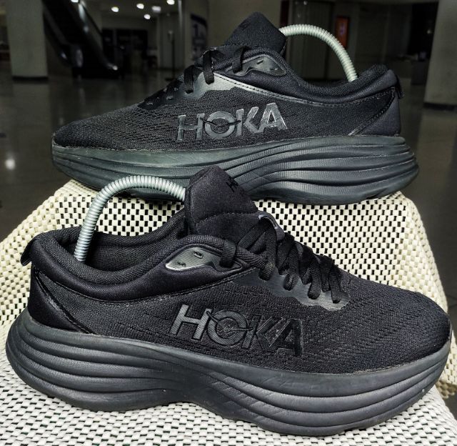 รองเท้า💥HOKA Bondi 8 💥ของแท้‼️สวยๆ เดิมๆ สภาพดี💥ไซร์ 42.5