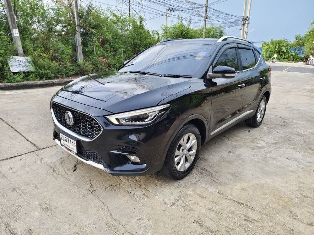 รถ MG ZS 1.5 D+ สี ดำ