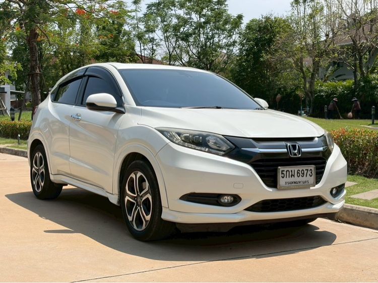 รถ Honda HR-V 1.8 E Limited สี ขาว