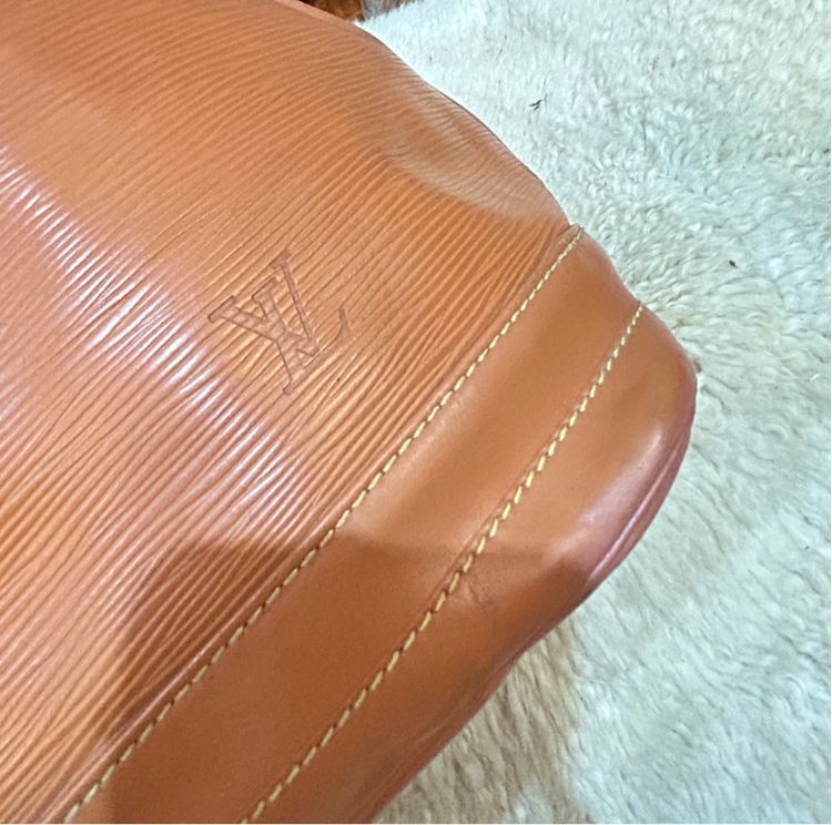 Louis Vuitton Epi Leather Petite Noe Should Bag GM รูปที่ 7