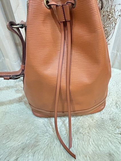Louis Vuitton Epi Leather Petite Noe Should Bag GM รูปที่ 11